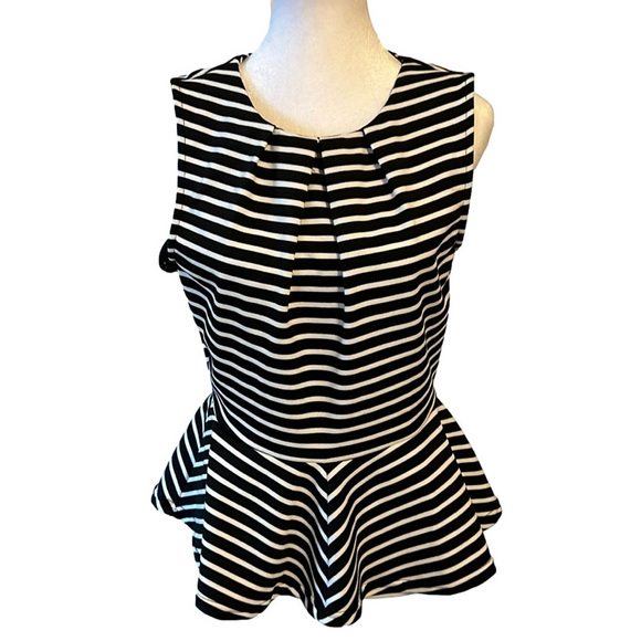 WD.NY Tops - WD NY Women’s no sleeve black and white Large top